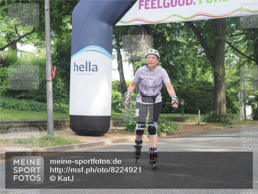 29.06.2025 - hella hamburg halbmarathon KatJ http://msf.ph/oto/8224921 29.06.2025 09:39:01 Zwischen KM18-KM19  meine-sportfotos.de