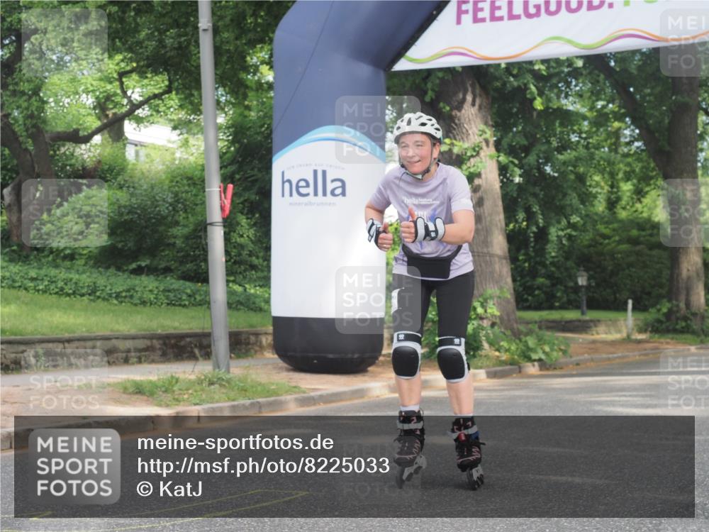 29.06.2025 - hella hamburg halbmarathon KatJ http://msf.ph/oto/8225033 29.06.2025 09:39:01 Zwischen KM18-KM19  meine-sportfotos.de