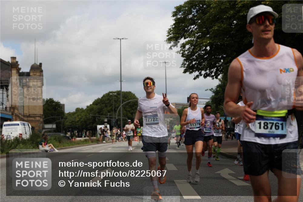 29.06.2025 - hella hamburg halbmarathon Yannick Fuchs http://msf.ph/oto/8225067 29.06.2025 10:33:19 20KM 1164, 2262, 2719, 2849, 2980, 3014, 3136, 3431, 4148, 5091, 5248, 6095, 6682, 6684, 7110, 8091, 9403, 10218, 11055, 11281, 11282, 11379, 11447, 12137, 12915, 13755, 13800, 14905, 15372, 15561, 16280, 17154, 17646, 17722, 18188, 18761, 19004, 19151 meine-sportfotos.de