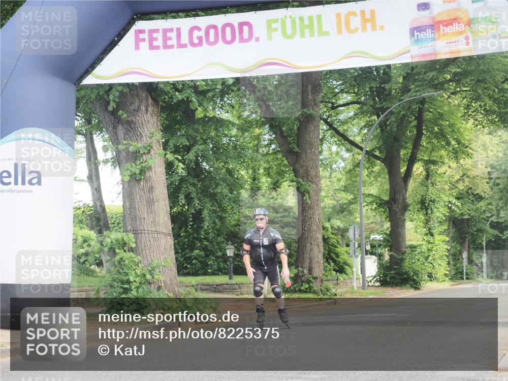 29.06.2025 - hella hamburg halbmarathon KatJ http://msf.ph/oto/8225375 29.06.2025 09:39:42 Zwischen KM18-KM19  meine-sportfotos.de