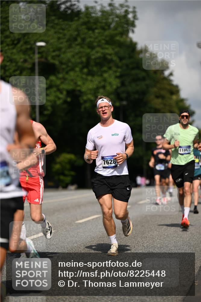 29.06.2025 - hella hamburg halbmarathon Dr. Thomas Lammeyer http://msf.ph/oto/8225448 29.06.2025 09:49:58 Kennedybrücke 1344, 1577, 1889, 2243, 4477, 4944, 5048, 5152, 5660, 7466, 7534, 7628, 7901, 8312, 8323, 10477, 10865, 10927, 11230, 11304 meine-sportfotos.de