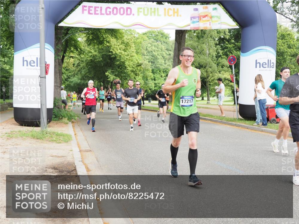 29.06.2025 - hella hamburg halbmarathon MichiJ http://msf.ph/oto/8225472 29.06.2025 10:25:23 Zwischen KM18-KM19 1385, 2399, 6915, 7152, 7154, 11833, 12916, 13991, 14601, 16158, 17217 meine-sportfotos.de