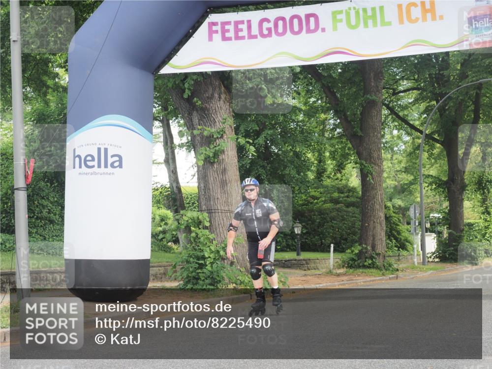 29.06.2025 - hella hamburg halbmarathon KatJ http://msf.ph/oto/8225490 29.06.2025 09:39:43 Zwischen KM18-KM19  meine-sportfotos.de
