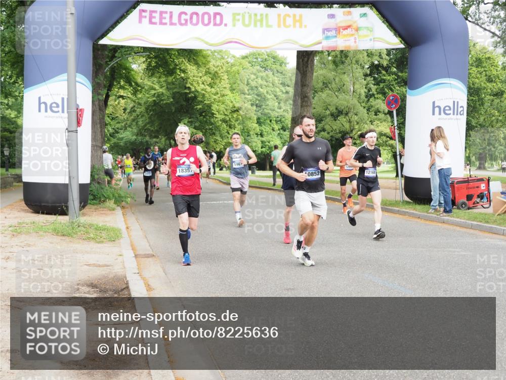 29.06.2025 - hella hamburg halbmarathon MichiJ http://msf.ph/oto/8225636 29.06.2025 10:25:25 Zwischen KM18-KM19 1385, 2399, 3959, 6915, 7152, 7154, 10852, 11833, 12051, 12168, 12916, 13991, 14601, 16158, 17217, 18357, 18824 meine-sportfotos.de
