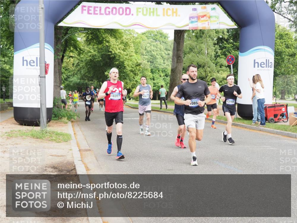 29.06.2025 - hella hamburg halbmarathon MichiJ http://msf.ph/oto/8225684 29.06.2025 10:25:25 Zwischen KM18-KM19 1385, 2399, 3959, 6915, 7152, 7154, 10852, 11833, 12051, 12168, 12916, 13991, 14601, 16158, 17217, 18357, 18824 meine-sportfotos.de