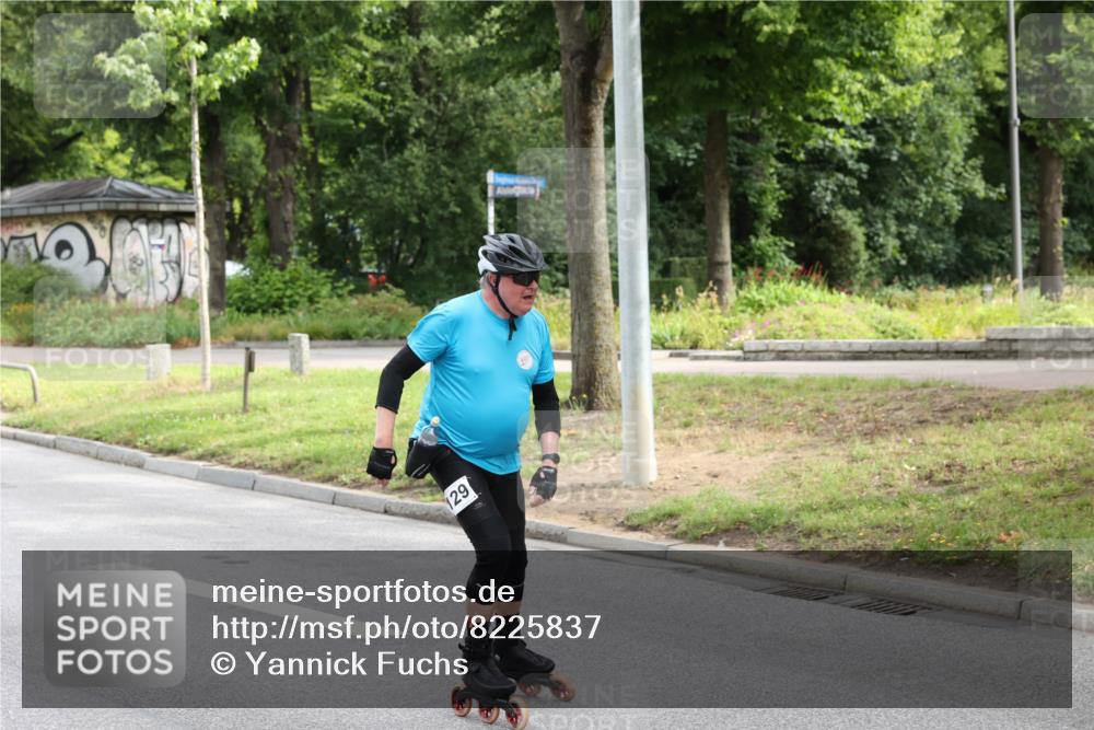 29.06.2025 - hella hamburg halbmarathon Yannick Fuchs http://msf.ph/oto/8225837 29.06.2025 09:25:26 20KM 129 meine-sportfotos.de