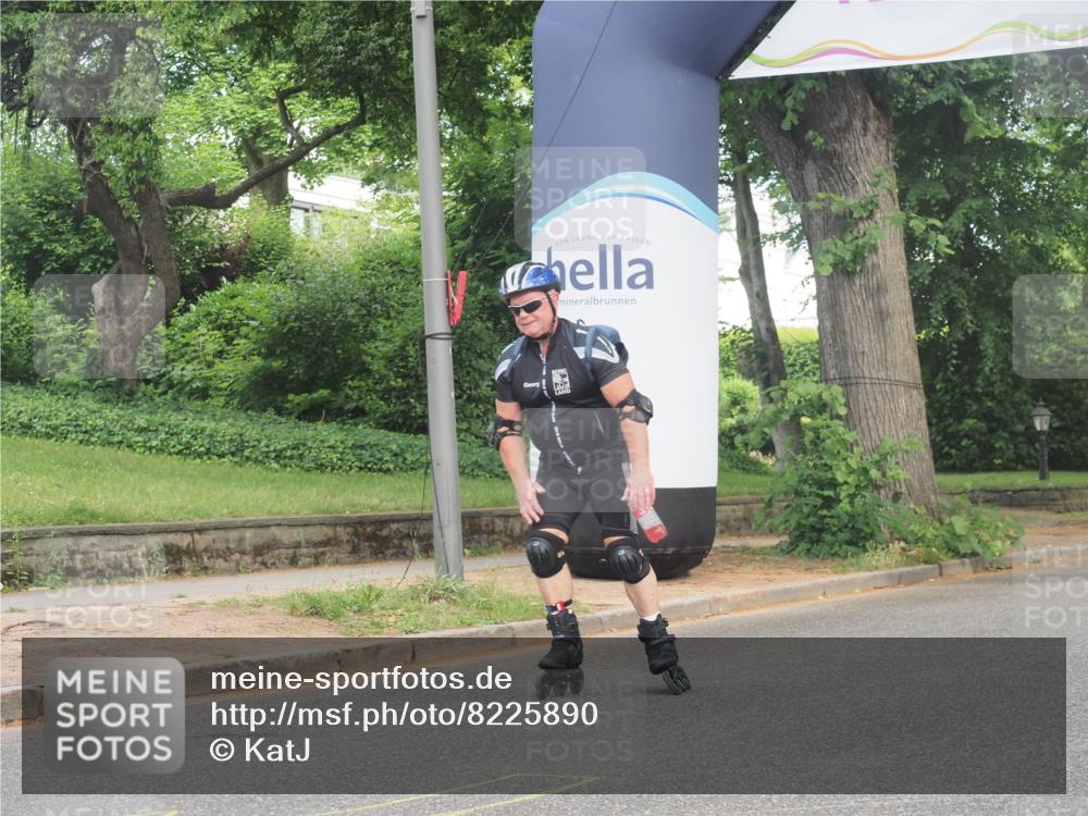 29.06.2025 - hella hamburg halbmarathon KatJ http://msf.ph/oto/8225890 29.06.2025 09:39:44 Zwischen KM18-KM19  meine-sportfotos.de