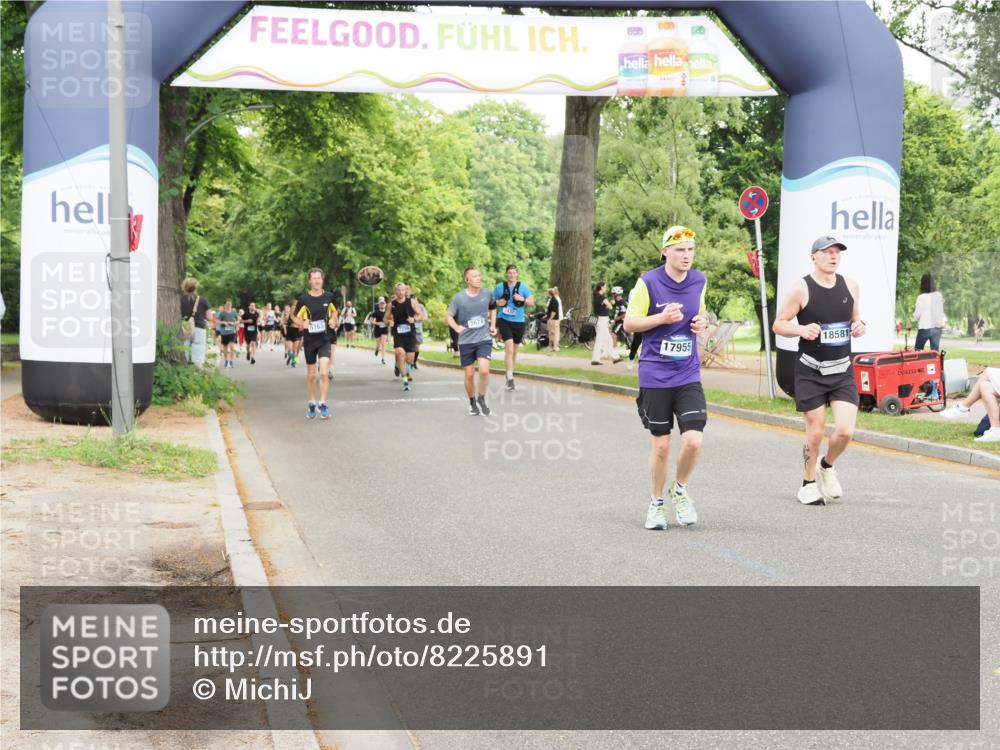 29.06.2025 - hella hamburg halbmarathon MichiJ http://msf.ph/oto/8225891 29.06.2025 10:49:09 Zwischen KM18-KM19 5763, 6631, 8176, 8624, 17955, 18581 meine-sportfotos.de