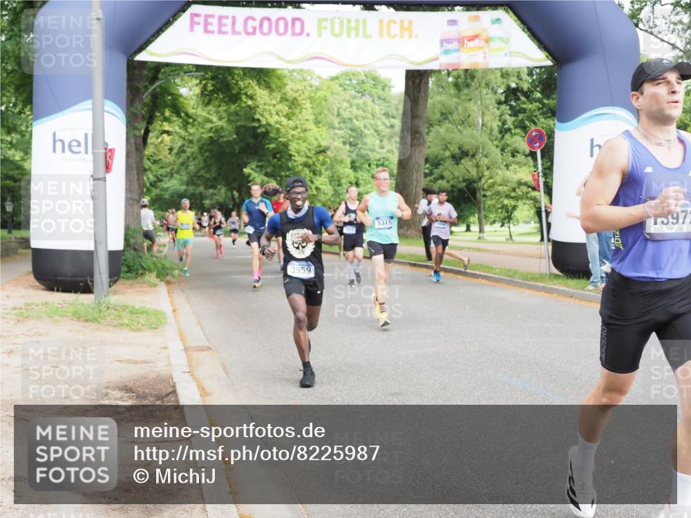 29.06.2025 - hella hamburg halbmarathon MichiJ http://msf.ph/oto/8225987 29.06.2025 10:25:28 Zwischen KM18-KM19 3959, 5315, 5961, 7152, 7154, 10852, 11833, 12051, 12168, 13972, 16158, 17217, 18357, 18824 meine-sportfotos.de