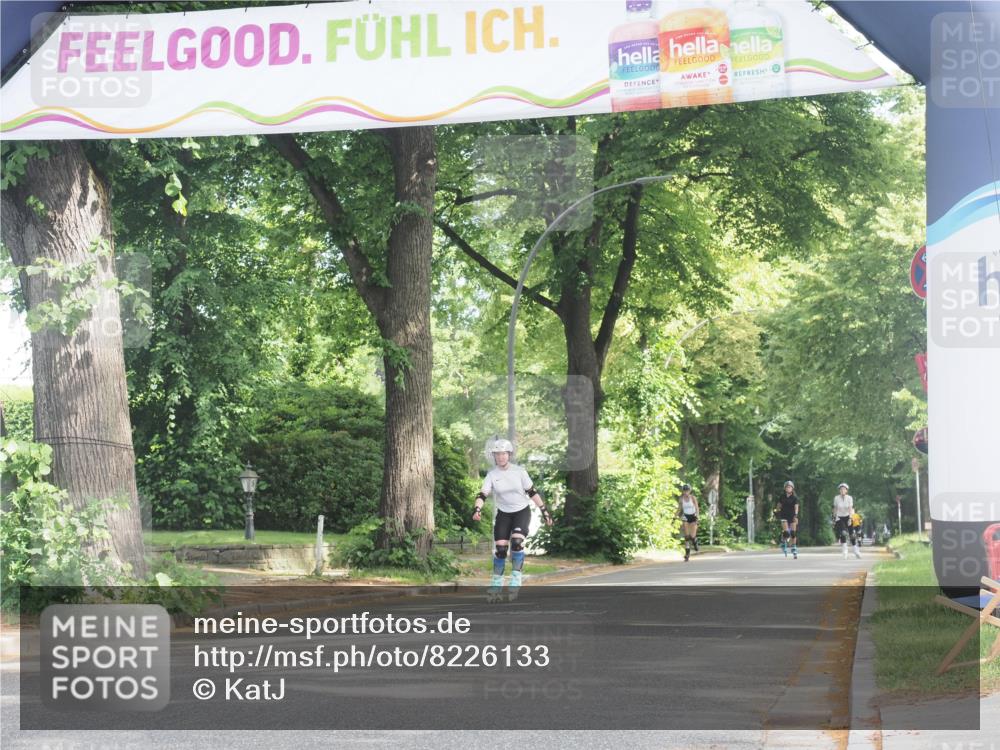 29.06.2025 - hella hamburg halbmarathon KatJ http://msf.ph/oto/8226133 29.06.2025 09:40:56 Zwischen KM18-KM19  meine-sportfotos.de