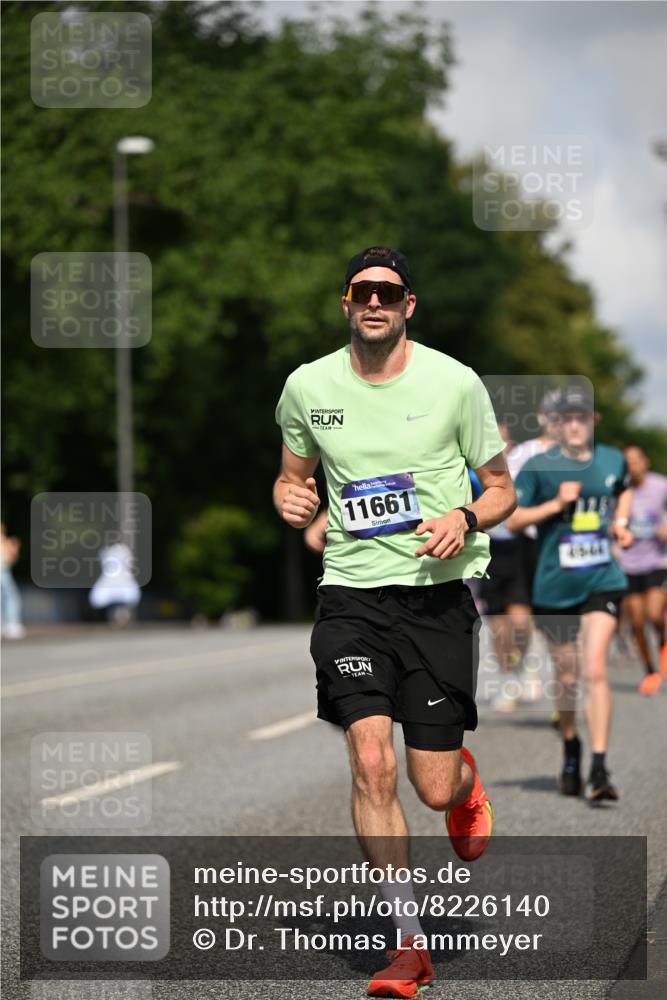 29.06.2025 - hella hamburg halbmarathon Dr. Thomas Lammeyer http://msf.ph/oto/8226140 29.06.2025 09:50:01 Kennedybrücke 1344, 1577, 1889, 2243, 4477, 4944, 5048, 5152, 5660, 7466, 7534, 7628, 7901, 8312, 8323, 10477, 10865, 10927, 11230, 11304 meine-sportfotos.de