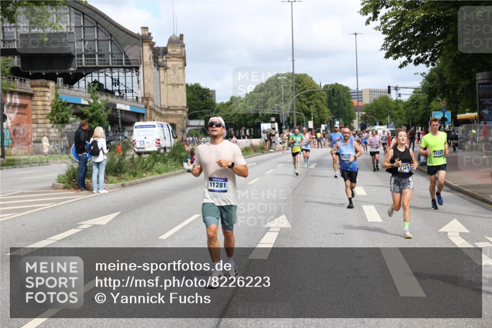 29.06.2025 - hella hamburg halbmarathon Yannick Fuchs http://msf.ph/oto/8226223 29.06.2025 10:33:25 20KM 1164, 2262, 2719, 2980, 3014, 3136, 3431, 4359, 5091, 5248, 6682, 6684, 8450, 8958, 9403, 10218, 11055, 11281, 11282, 11379, 11447, 12137, 13137, 13800, 14093, 14905, 15257, 15372, 15561, 15873, 15965, 16280, 17154, 17646, 17722, 18188, 18761, 19004, 19151 meine-sportfotos.de
