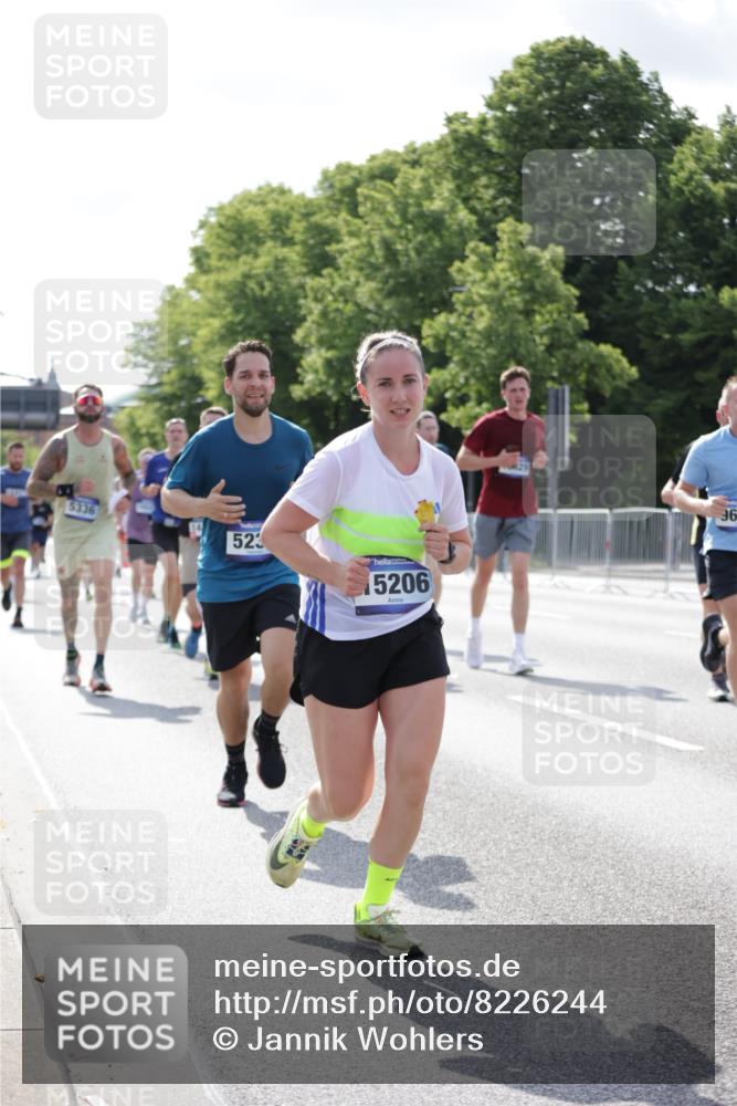29.06.2025 - hella hamburg halbmarathon Jannik Wohlers http://msf.ph/oto/8226244 29.06.2025 09:51:39 Lombardsbrücke 1057, 1312, 1353, 1569, 1604, 1763, 3437, 3697, 5014, 5047, 5129, 5231, 5336, 5690, 5987, 6373, 6700, 6705, 6711, 6770, 7185, 7710, 8074, 8359, 8564, 9358, 9547, 9659, 10691, 10978, 11821, 12438, xxx, 13269, 14226, 14228, 14462, 15164, 15185, 15206, 15451, 15846, 15935, 16052, 16503, 16547, 17016, 17403, 17733, 17911, 18049, 18304, 18330, 18399, 18772, 18829, 18878, 19009 meine-sportfotos.de