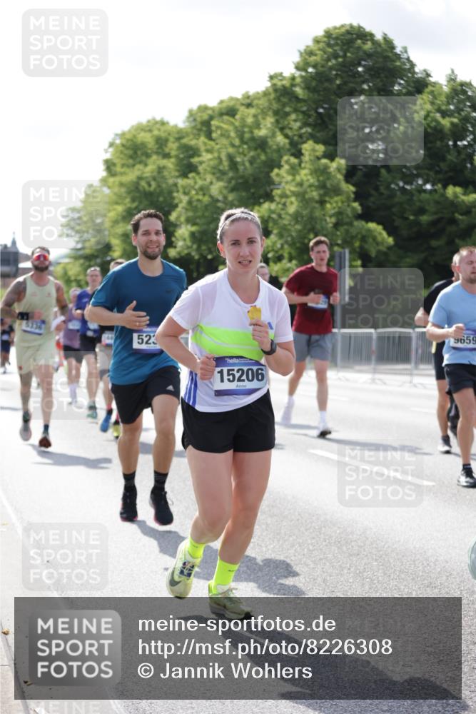29.06.2025 - hella hamburg halbmarathon Jannik Wohlers http://msf.ph/oto/8226308 29.06.2025 09:51:39 Lombardsbrücke 1057, 1312, 1353, 1569, 1604, 1763, 3437, 3697, 5014, 5047, 5129, 5231, 5336, 5690, 5987, 6373, 6700, 6705, 6711, 6770, 7185, 7710, 8074, 8359, 8564, 9358, 9547, 9659, 10691, 10978, 11821, 12438, xxx, 13269, 14226, 14228, 14462, 15164, 15185, 15206, 15451, 15846, 15935, 16052, 16503, 16547, 17016, 17403, 17733, 17911, 18049, 18304, 18330, 18399, 18772, 18829, 18878, 19009 meine-sportfotos.de