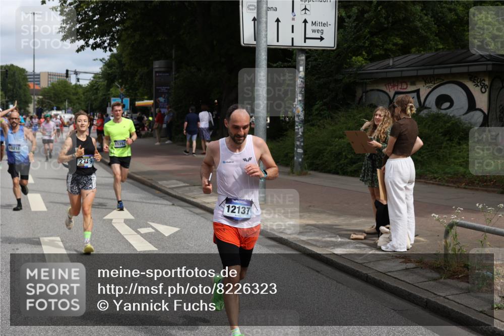 29.06.2025 - hella hamburg halbmarathon Yannick Fuchs http://msf.ph/oto/8226323 29.06.2025 10:33:26 20KM 1164, 2262, 2719, 2980, 3014, 3136, 3431, 4359, 5091, 5248, 6682, 6684, 8450, 8958, 9403, 10218, 11055, 11281, 11282, 11379, 11447, 12137, 13137, 13800, 14093, 14905, 15257, 15372, 15561, 15873, 15965, 16280, 17154, 17646, 17722, 18188, 18761, 19004, 19151 meine-sportfotos.de