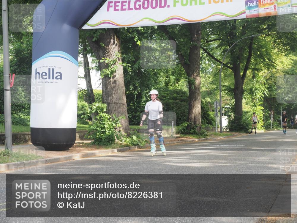 29.06.2025 - hella hamburg halbmarathon KatJ http://msf.ph/oto/8226381 29.06.2025 09:40:58 Zwischen KM18-KM19  meine-sportfotos.de