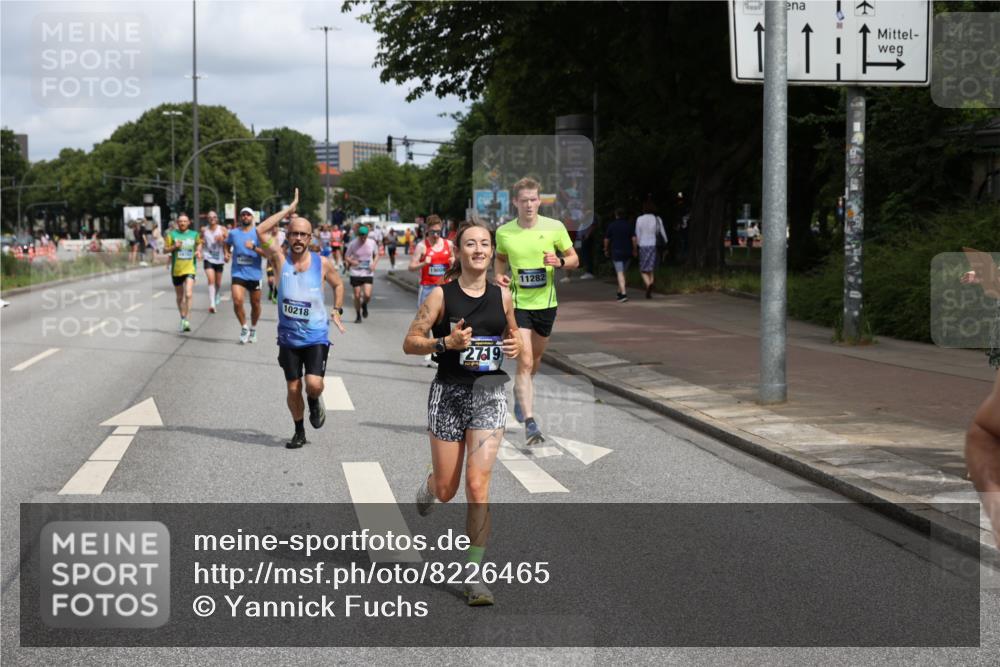 29.06.2025 - hella hamburg halbmarathon Yannick Fuchs http://msf.ph/oto/8226465 29.06.2025 10:33:27 20KM 1164, 2262, 2719, 2980, 3014, 3136, 3431, 4359, 5248, 6682, 6684, 8450, 8958, 9403, 10218, 11055, 11281, 11282, 11379, 11447, 12137, 12772, 13137, 13800, 14093, 14905, 15257, 15372, 15561, 15873, 15965, 16280, 17154, 17646, 17722, 18188, 19004, 19151 meine-sportfotos.de