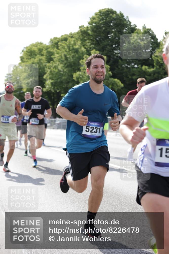 29.06.2025 - hella hamburg halbmarathon Jannik Wohlers http://msf.ph/oto/8226478 29.06.2025 09:51:40 Lombardsbrücke 1057, 1312, 1353, 1569, 1604, 1631, 1763, 3697, 5014, 5047, 5129, 5231, 5336, 5690, 5987, 6373, 6700, 6705, 6711, 6770, 7185, 7710, 8074, 8359, 8564, 9358, 9547, 9659, 10691, 10978, 11821, 12438, xxx, 13269, 14226, 14228, 14462, 15164, 15185, 15206, 15309, 15451, 15846, 15935, 16052, 16503, 16547, 17016, 17403, 17637, 17733, 17911, 18304, 18330, 18399, 18772, 18829, 18878, 19009 meine-sportfotos.de