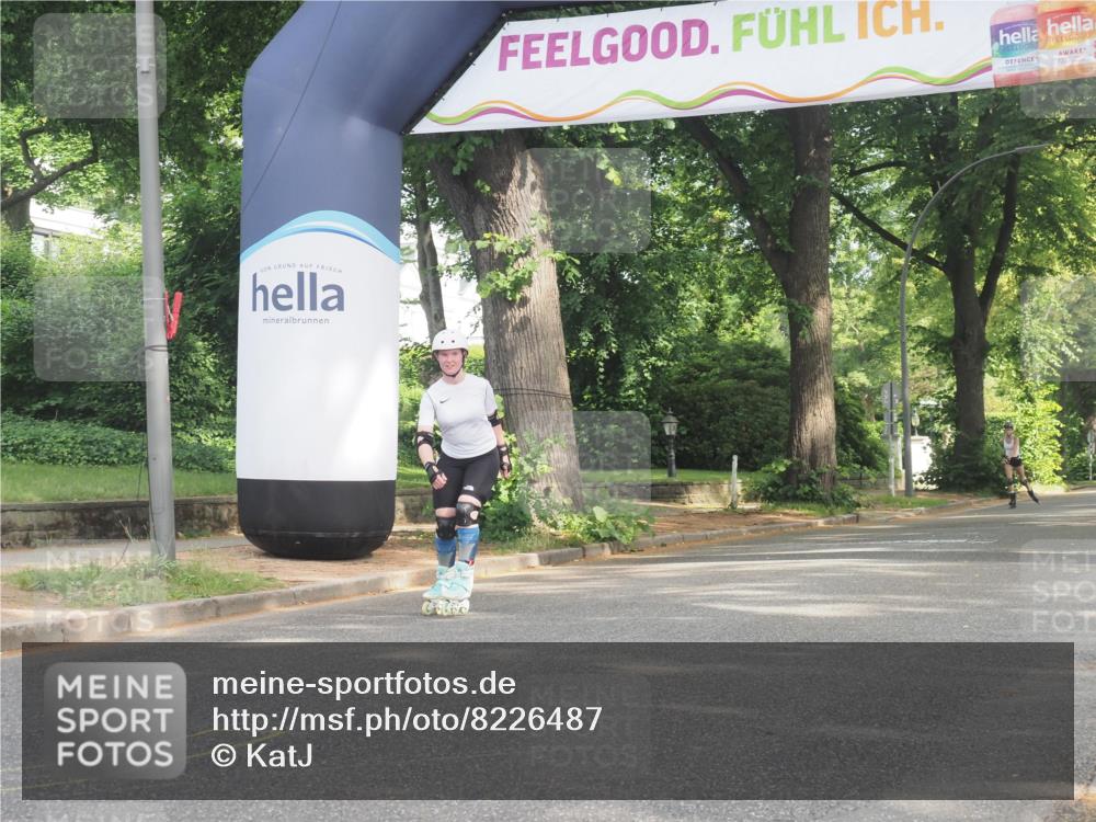 29.06.2025 - hella hamburg halbmarathon KatJ http://msf.ph/oto/8226487 29.06.2025 09:40:59 Zwischen KM18-KM19  meine-sportfotos.de
