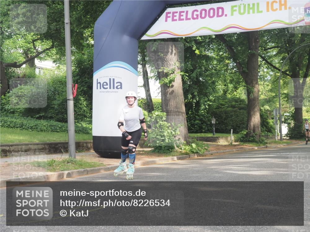 29.06.2025 - hella hamburg halbmarathon KatJ http://msf.ph/oto/8226534 29.06.2025 09:40:59 Zwischen KM18-KM19  meine-sportfotos.de