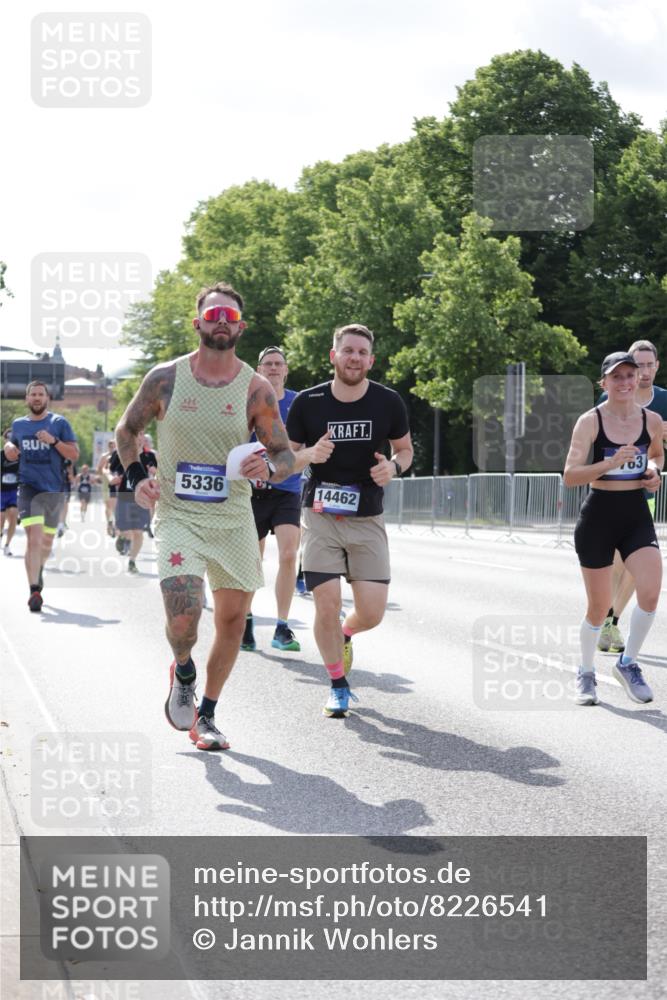 29.06.2025 - hella hamburg halbmarathon Jannik Wohlers http://msf.ph/oto/8226541 29.06.2025 09:51:40 Lombardsbrücke 1057, 1312, 1353, 1569, 1604, 1631, 1763, 3697, 5014, 5047, 5129, 5231, 5336, 5690, 5987, 6373, 6700, 6705, 6711, 6770, 7185, 7710, 8074, 8359, 8564, 9358, 9547, 9659, 10691, 10978, 11821, 12438, xxx, 13269, 14226, 14228, 14462, 15164, 15185, 15206, 15309, 15451, 15846, 15935, 16052, 16503, 16547, 17016, 17403, 17637, 17733, 17911, 18304, 18330, 18399, 18772, 18829, 18878, 19009 meine-sportfotos.de