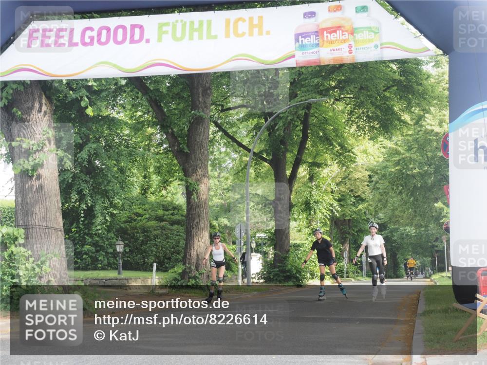 29.06.2025 - hella hamburg halbmarathon KatJ http://msf.ph/oto/8226614 29.06.2025 09:41:02 Zwischen KM18-KM19  meine-sportfotos.de