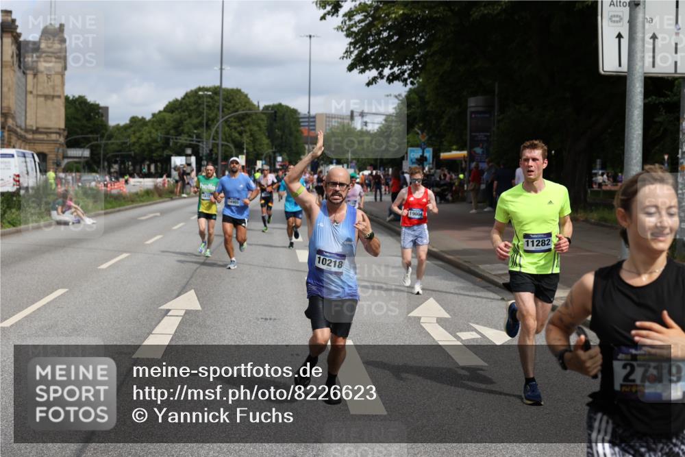 29.06.2025 - hella hamburg halbmarathon Yannick Fuchs http://msf.ph/oto/8226623 29.06.2025 10:33:27 20KM 1164, 2262, 2719, 2980, 3014, 3136, 3431, 4359, 5248, 6682, 6684, 8450, 8958, 9403, 10218, 11055, 11281, 11282, 11379, 11447, 12137, 12772, 13137, 13800, 14093, 14905, 15257, 15372, 15561, 15873, 15965, 16280, 17154, 17646, 17722, 18188, 19004, 19151 meine-sportfotos.de