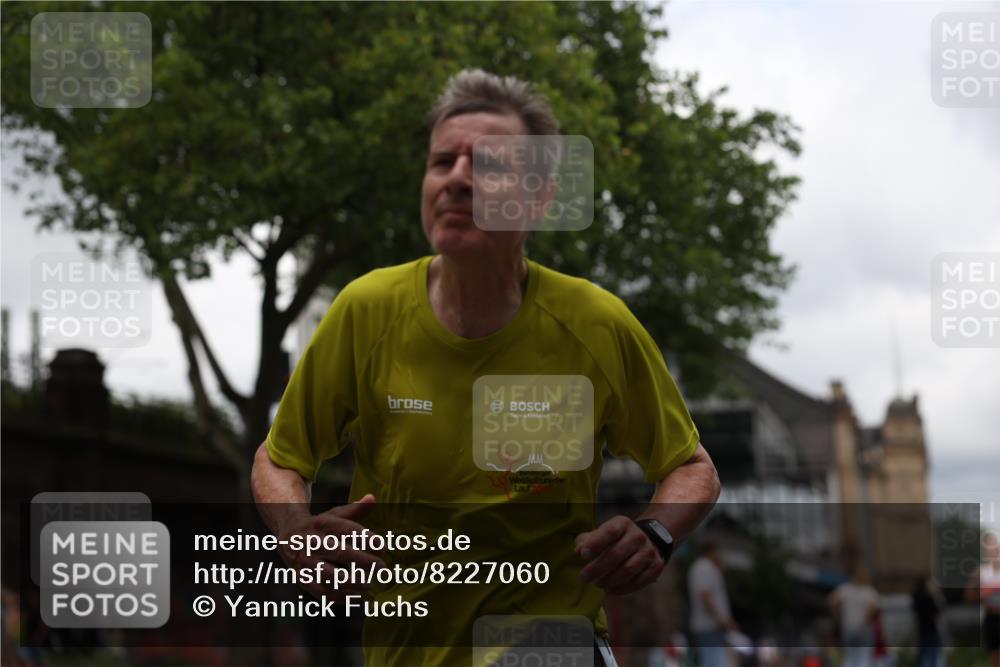 29.06.2025 - hella hamburg halbmarathon Yannick Fuchs http://msf.ph/oto/8227060 29.06.2025 10:46:34 20KM 1098, 1257, 1657, 2111, 2444, 2814, 3258, 3715, 3952, 4121, 4557, 4558, 4837, 5116, 5169, 5194, 5378, 5399, 6164, 6561, 6562, 7130, 7178, 7312, 7475, 7896, 8139, 8172, 8316, 8720, 8977, 9145, 10529, 10811, 11459, 12135, 12519, 13211, 13301, 13327, 14198, 14286, 14791, 15001, 15144, 15275, 15427, 15446, 15506, 15690, 16320, 16929, 17130, 17198, 17773, 18331 meine-sportfotos.de