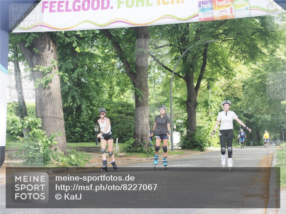 29.06.2025 - hella hamburg halbmarathon KatJ http://msf.ph/oto/8227067 29.06.2025 09:41:04 Zwischen KM18-KM19  meine-sportfotos.de