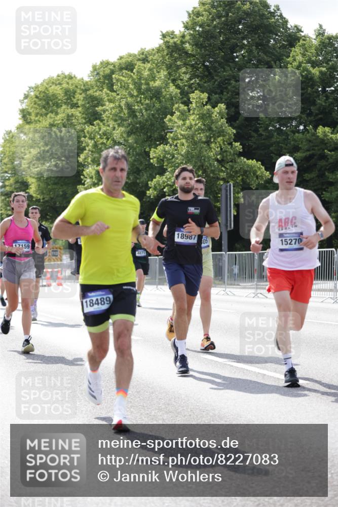 29.06.2025 - hella hamburg halbmarathon Jannik Wohlers http://msf.ph/oto/8227083 29.06.2025 09:51:48 Lombardsbrücke 1057, 1353, 1468, 1604, 1631, 1763, 3305, 3618, 3697, 4871, 5047, 5231, 5336, 5690, 5987, 6373, 6705, 6711, 7185, 7710, 8564, 9348, 9444, 9547, 9659, 10493, 10978, 11062, 11821, 12438, xxx, 13269, 13728, 14462, 15206, 15270, 15309, 15451, 16052, 16547, 16592, 17016, 17159, 17403, 17637, 17733, 17911, 18304, 18489, 18659, 18772, 18829, 18878, 18987, 19009 meine-sportfotos.de