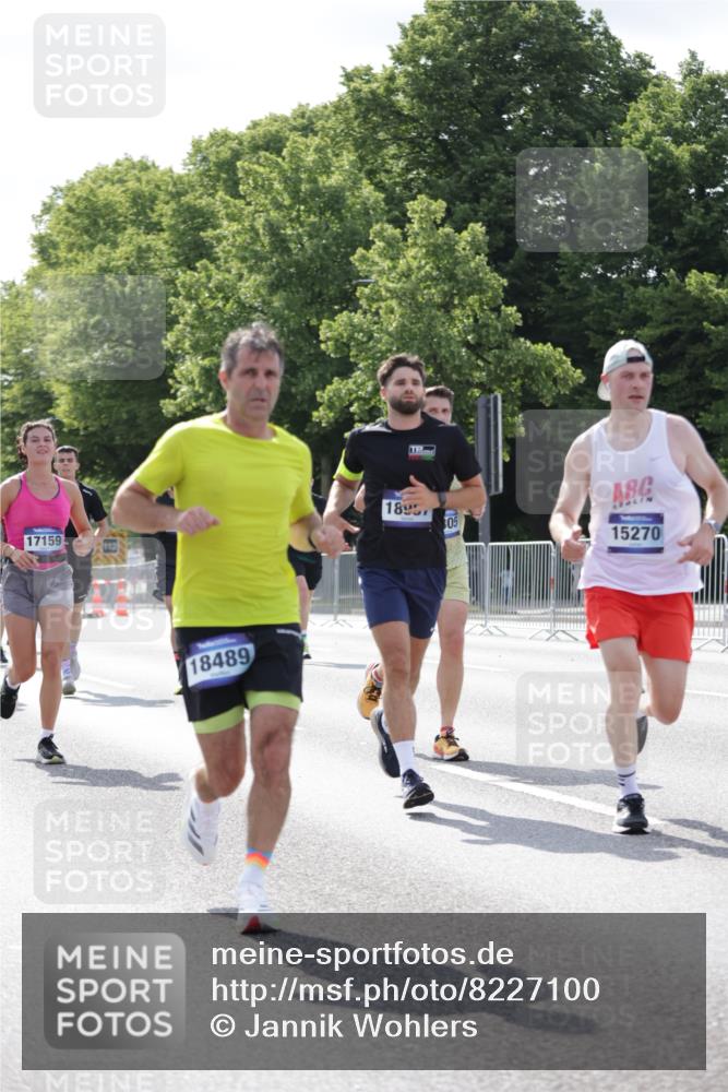 29.06.2025 - hella hamburg halbmarathon Jannik Wohlers http://msf.ph/oto/8227100 29.06.2025 09:51:48 Lombardsbrücke 1057, 1353, 1468, 1604, 1631, 1763, 3305, 3618, 3697, 4871, 5047, 5231, 5336, 5690, 5987, 6373, 6705, 6711, 7185, 7710, 8564, 9348, 9444, 9547, 9659, 10493, 10978, 11062, 11821, 12438, xxx, 13269, 13728, 14462, 15206, 15270, 15309, 15451, 16052, 16547, 16592, 17016, 17159, 17403, 17637, 17733, 17911, 18304, 18489, 18659, 18772, 18829, 18878, 18987, 19009 meine-sportfotos.de