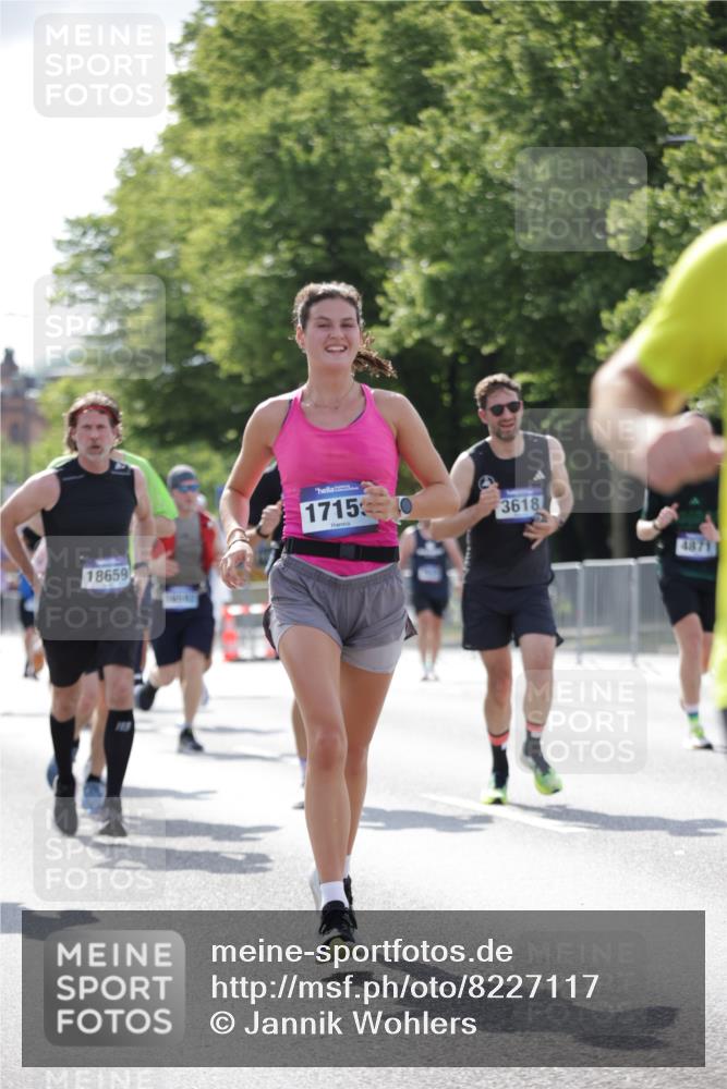 29.06.2025 - hella hamburg halbmarathon Jannik Wohlers http://msf.ph/oto/8227117 29.06.2025 09:51:49 Lombardsbrücke 1057, 1468, 1604, 1631, 1763, 3305, 3618, 3697, 3852, 4871, 4915, 5047, 5231, 5336, 5690, 6373, 6705, 6711, 7710, 8564, 9348, 9444, 9547, 9659, 10493, 10978, 11062, 11679, 11821, 12438, 12772, xxx, 13269, 13728, 14462, 15270, 15309, 15451, 16052, 16547, 16591, 16592, 17159, 17403, 17637, 18304, 18489, 18560, 18659, 18772, 18829, 18878, 18987, 19009 meine-sportfotos.de