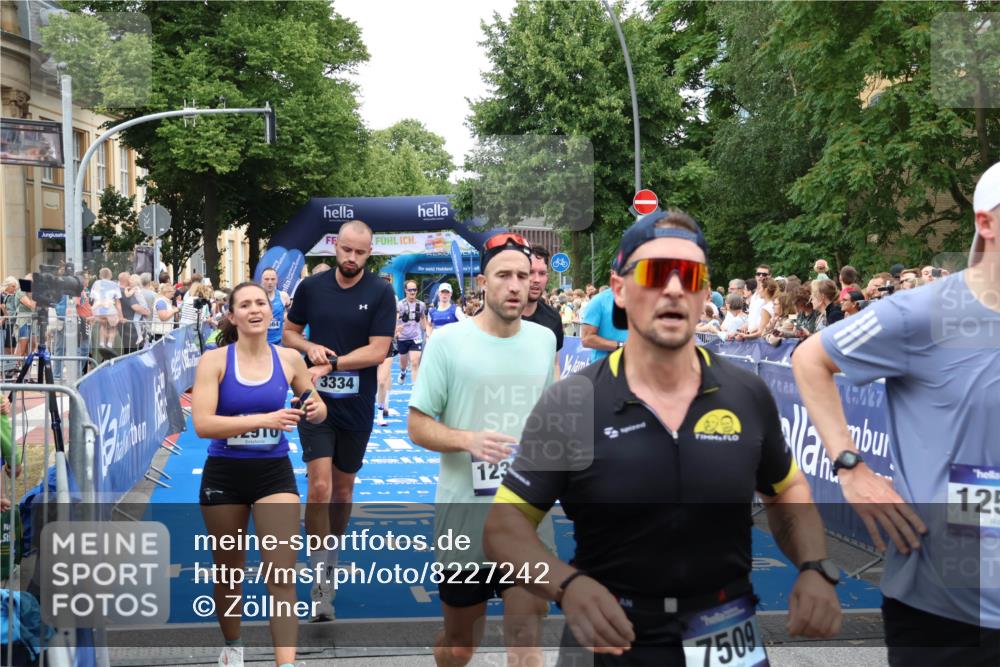 29.06.2025 - hella hamburg halbmarathon Zöllner http://msf.ph/oto/8227242 29.06.2025 10:53:09 Ziel 2111, 2208, 3059, 3258, 3334, 4121, 7864, 8587, 9093, 9537, 12155, 12910, 14323, 19208 meine-sportfotos.de