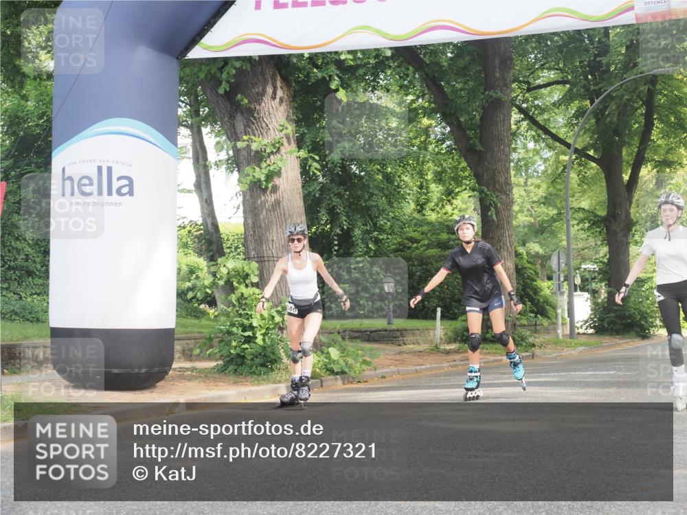 29.06.2025 - hella hamburg halbmarathon KatJ http://msf.ph/oto/8227321 29.06.2025 09:41:05 Zwischen KM18-KM19  meine-sportfotos.de