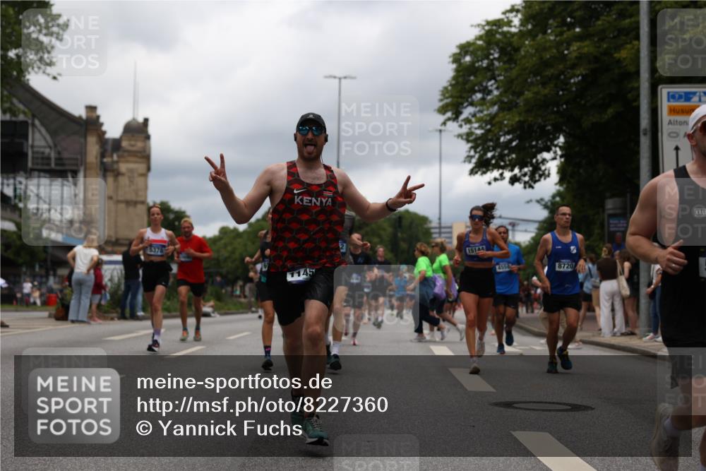 29.06.2025 - hella hamburg halbmarathon Yannick Fuchs http://msf.ph/oto/8227360 29.06.2025 10:46:34 20KM 1098, 1257, 1657, 2111, 2444, 2814, 3258, 3715, 3952, 4121, 4557, 4558, 4837, 5116, 5169, 5194, 5378, 5399, 6164, 6561, 6562, 7130, 7178, 7312, 7475, 7896, 8139, 8172, 8316, 8720, 8977, 9145, 10529, 10811, 11459, 12135, 12519, 13211, 13301, 13327, 14198, 14286, 14791, 15001, 15144, 15275, 15427, 15446, 15506, 15690, 16320, 16929, 17130, 17198, 17773, 18331 meine-sportfotos.de