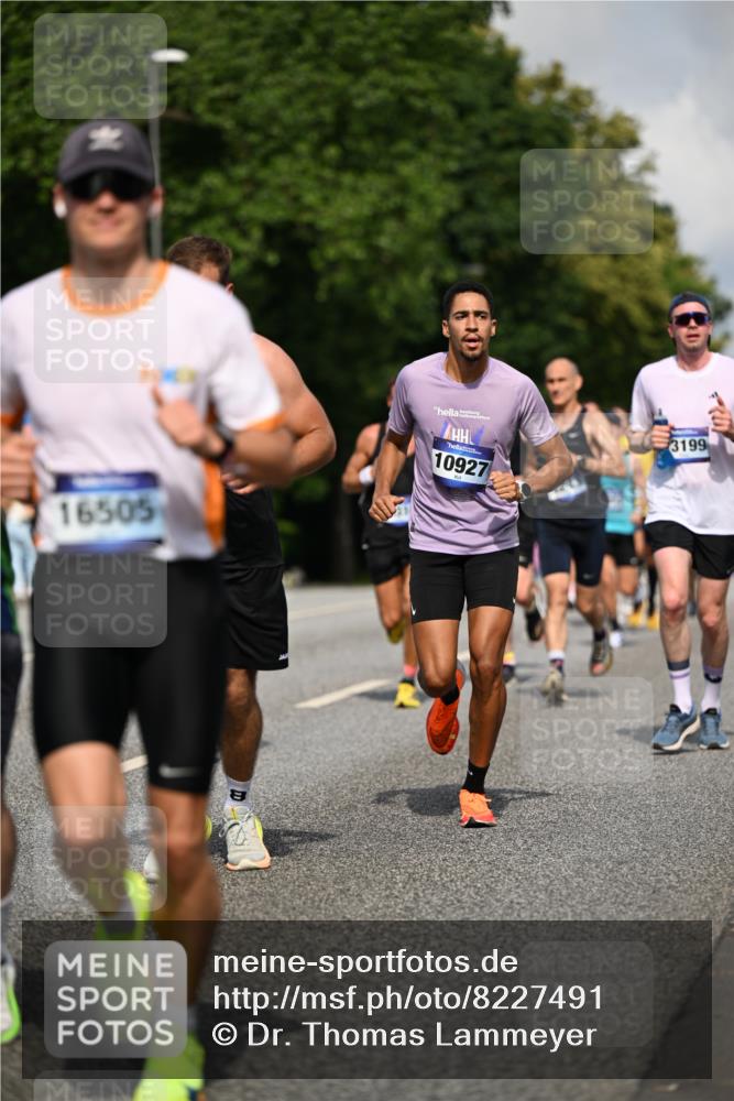 29.06.2025 - hella hamburg halbmarathon Dr. Thomas Lammeyer http://msf.ph/oto/8227491 29.06.2025 09:50:05 Kennedybrücke 1053, 1344, 1577, 1889, 2243, 4477, 4944, 5048, 5152, 5193, 5660, 7466, 7534, 7628, 8312, 8323, 10477, 10865, 10927, 11230, 11304 meine-sportfotos.de