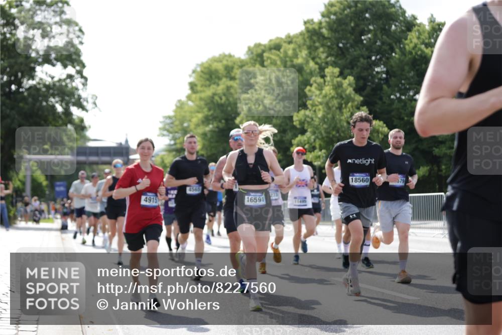29.06.2025 - hella hamburg halbmarathon Jannik Wohlers http://msf.ph/oto/8227560 29.06.2025 09:51:55 Lombardsbrücke 1057, 1139, 1468, 1604, 1631, 1763, 3305, 3618, 3852, 4565, 4871, 4915, 5011, 5690, 6373, 6550, 6711, 7710, 8852, 9348, 9444, 9547, 10493, 10741, 11062, 11495, 11679, 11821, 12046, 12772, 13269, 13728, 14449, 14813, 15233, 15270, 15309, 16338, 16547, 16591, 16592, 17159, 17281, 17637, 17926, 18489, 18560, 18659, 18829, 18987, 19009 meine-sportfotos.de