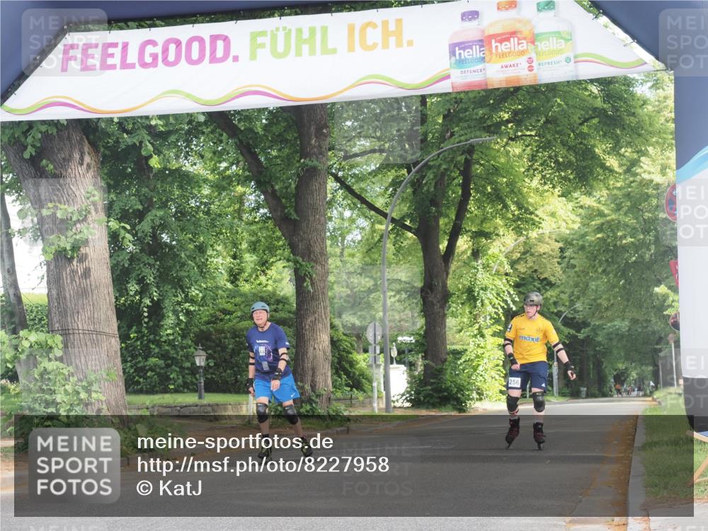 29.06.2025 - hella hamburg halbmarathon KatJ http://msf.ph/oto/8227958 29.06.2025 09:41:14 Zwischen KM18-KM19  meine-sportfotos.de