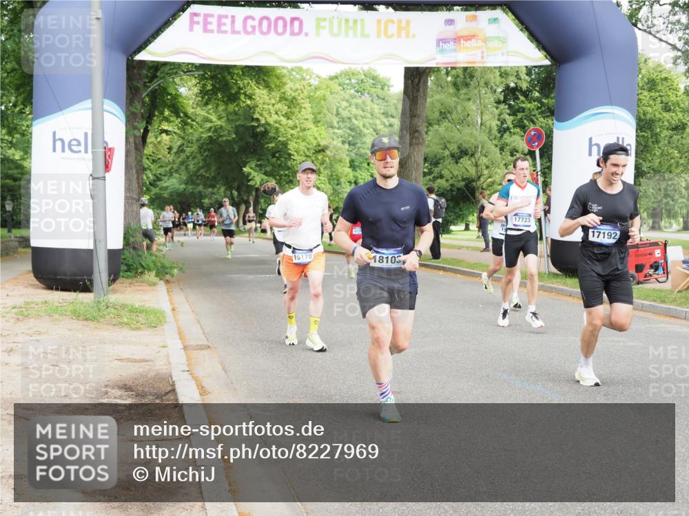 29.06.2025 - hella hamburg halbmarathon MichiJ http://msf.ph/oto/8227969 29.06.2025 10:25:59 Zwischen KM18-KM19 6095, 10738, 15939, 16523, 17137, 17192, 17723, 18103, 18159 meine-sportfotos.de