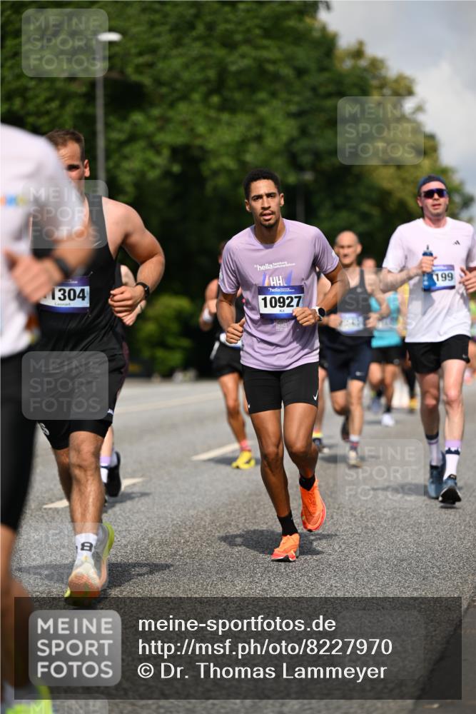 29.06.2025 - hella hamburg halbmarathon Dr. Thomas Lammeyer http://msf.ph/oto/8227970 29.06.2025 09:50:05 Kennedybrücke 1053, 1344, 1577, 1889, 2243, 4477, 4944, 5048, 5152, 5193, 5660, 7466, 7534, 7628, 8312, 8323, 10477, 10865, 10927, 11230, 11304 meine-sportfotos.de