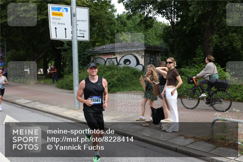 29.06.2025 - hella hamburg halbmarathon Yannick Fuchs http://msf.ph/oto/8228414 29.06.2025 10:33:40 20KM 1164, 1445, 1803, 2980, 3136, 3282, 3783, 4359, 6037, 6682, 6686, 6687, 8450, 8958, 9403, 11055, 11447, 11619, 12772, 13137, 13729, 13800, 14093, 14311, 15013, 15257, 15556, 15561, 15866, 15873, 15965, 16656, 16820, 17646, 18188, 18547, 18734, 19151 meine-sportfotos.de