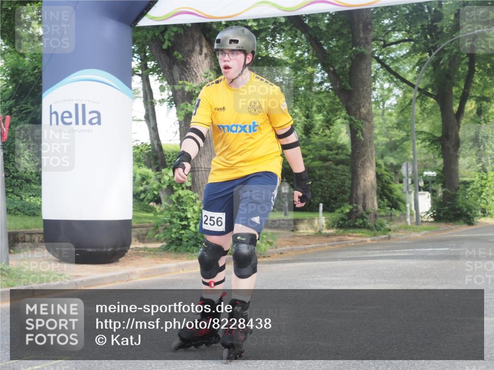 29.06.2025 - hella hamburg halbmarathon KatJ http://msf.ph/oto/8228438 29.06.2025 09:41:16 Zwischen KM18-KM19  meine-sportfotos.de