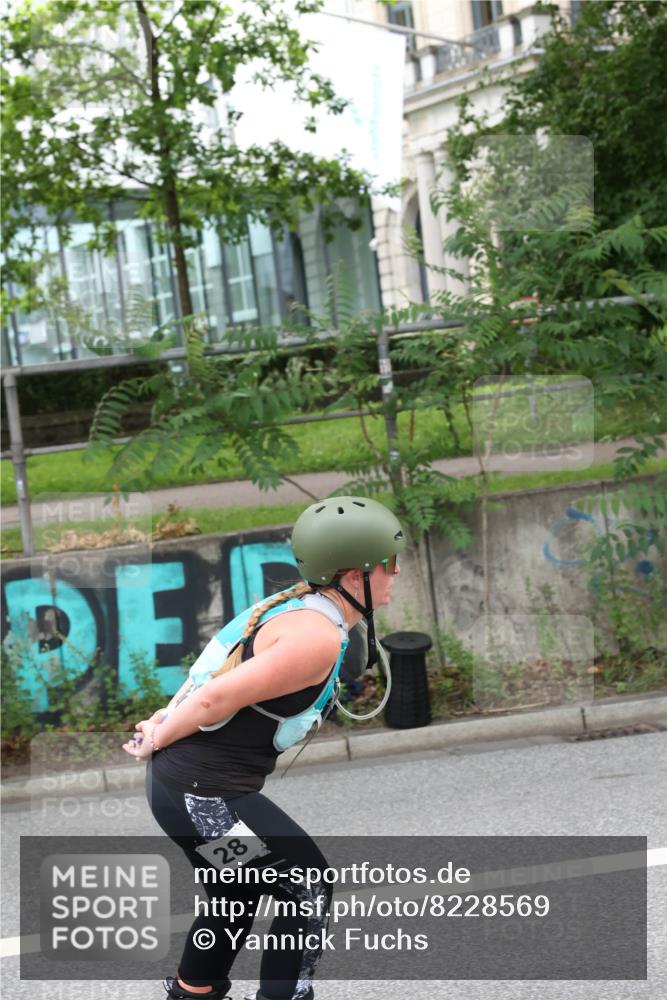 29.06.2025 - hella hamburg halbmarathon Yannick Fuchs http://msf.ph/oto/8228569 29.06.2025 09:26:41 20KM 28 meine-sportfotos.de