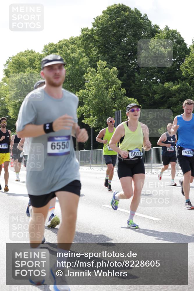 29.06.2025 - hella hamburg halbmarathon Jannik Wohlers http://msf.ph/oto/8228605 29.06.2025 09:52:00 Lombardsbrücke 1139, 1169, 1468, 1512, 1631, 3305, 3618, 3852, 4565, 4871, 4915, 5011, 6373, 6550, 6711, 7432, 8852, 9348, 9444, 10493, 10741, 11062, 11495, 11679, 11779, 12046, 12772, 13403, 13614, 13728, 14257, 14449, 14813, 15233, 15247, 15270, 15309, 15813, 16338, 16591, 16592, 17159, 17281, 17391, 17637, 17926, 18489, 18560, 18659, 18775, 18987 meine-sportfotos.de