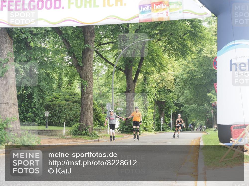 29.06.2025 - hella hamburg halbmarathon KatJ http://msf.ph/oto/8228612 29.06.2025 09:41:56 Zwischen KM18-KM19  meine-sportfotos.de