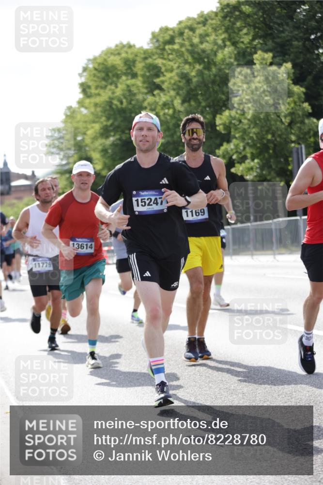 29.06.2025 - hella hamburg halbmarathon Jannik Wohlers http://msf.ph/oto/8228780 29.06.2025 09:52:03 Lombardsbrücke 1139, 1169, 1220, 1468, 1512, 3305, 3618, 3852, 4565, 4871, 4915, 5011, 6550, 7432, 7961, 8852, 9348, 9444, 10493, 10741, 10796, 11062, 11495, 11679, 11779, 12046, 12772, 13403, 13614, 13728, 14257, 14449, 14813, 15233, 15247, 15270, 15813, 16338, 16591, 16592, 17159, 17281, 17391, 17846, 17926, 18560, 18659, 18775, 18987 meine-sportfotos.de