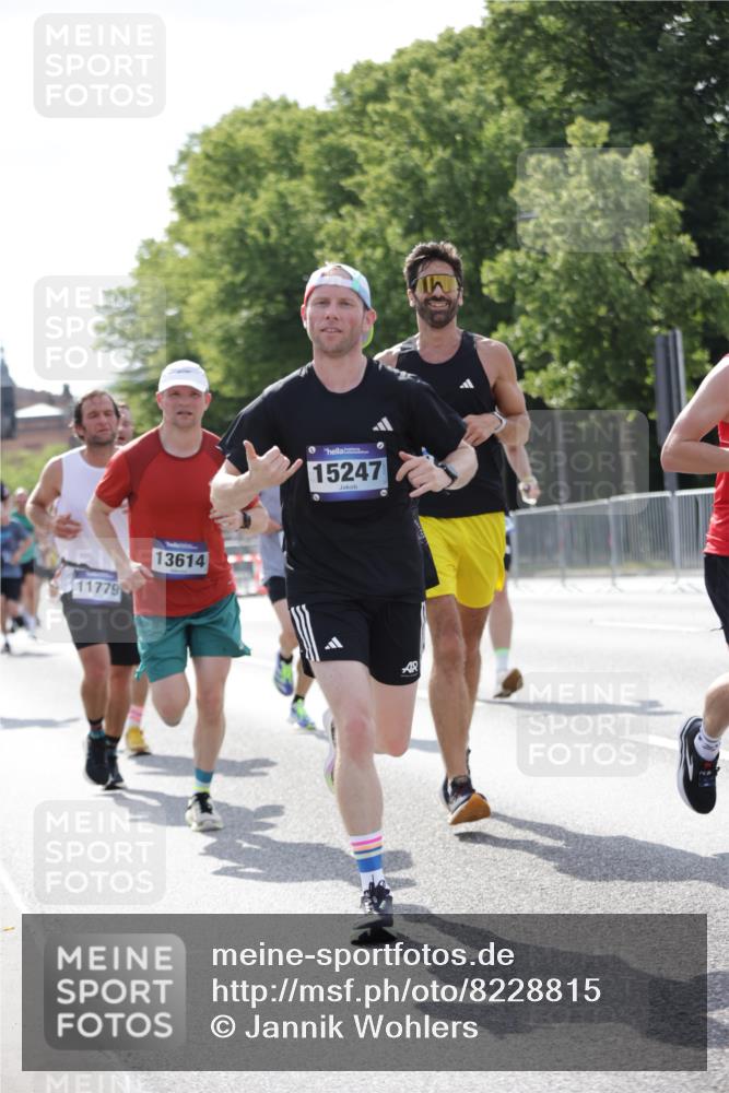 29.06.2025 - hella hamburg halbmarathon Jannik Wohlers http://msf.ph/oto/8228815 29.06.2025 09:52:03 Lombardsbrücke 1139, 1169, 1220, 1468, 1512, 3305, 3618, 3852, 4565, 4871, 4915, 5011, 6550, 7432, 7961, 8852, 9348, 9444, 10493, 10741, 10796, 11062, 11495, 11679, 11779, 12046, 12772, 13403, 13614, 13728, 14257, 14449, 14813, 15233, 15247, 15270, 15813, 16338, 16591, 16592, 17159, 17281, 17391, 17846, 17926, 18560, 18659, 18775, 18987 meine-sportfotos.de
