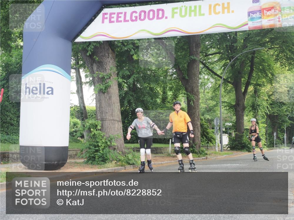 29.06.2025 - hella hamburg halbmarathon KatJ http://msf.ph/oto/8228852 29.06.2025 09:41:59 Zwischen KM18-KM19  meine-sportfotos.de
