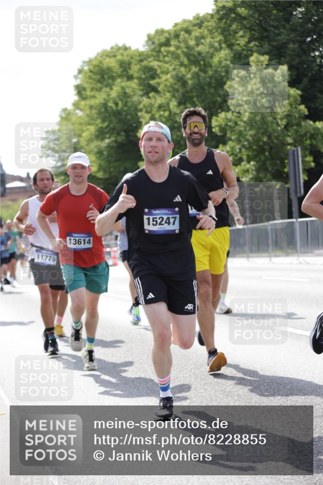 29.06.2025 - hella hamburg halbmarathon Jannik Wohlers http://msf.ph/oto/8228855 29.06.2025 09:52:03 Lombardsbrücke 1139, 1169, 1220, 1468, 1512, 3305, 3618, 3852, 4565, 4871, 4915, 5011, 6550, 7432, 7961, 8852, 9348, 9444, 10493, 10741, 10796, 11062, 11495, 11679, 11779, 12046, 12772, 13403, 13614, 13728, 14257, 14449, 14813, 15233, 15247, 15270, 15813, 16338, 16591, 16592, 17159, 17281, 17391, 17846, 17926, 18560, 18659, 18775, 18987 meine-sportfotos.de