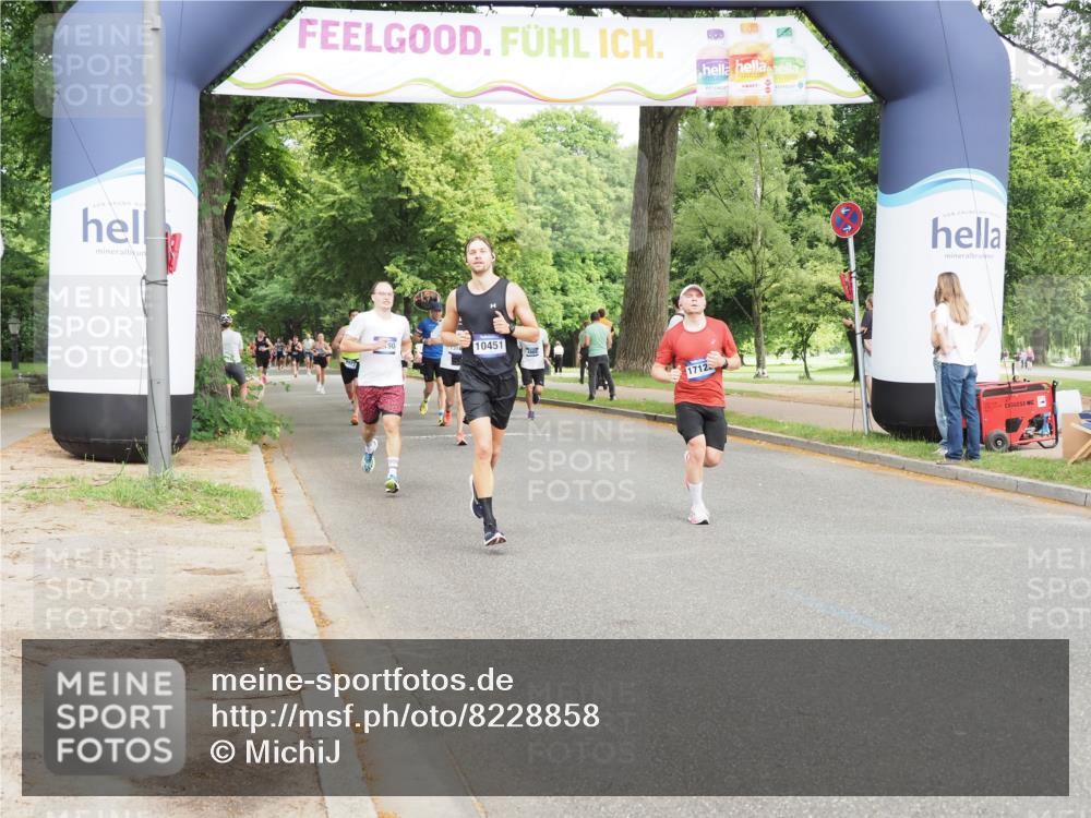 29.06.2025 - hella hamburg halbmarathon MichiJ http://msf.ph/oto/8228858 29.06.2025 10:26:11 Zwischen KM18-KM19 6047, 6123, 7310, 10451, 15261, 17125 meine-sportfotos.de